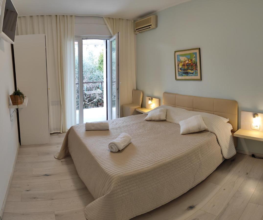 Rooms Ena Rovinj Kültér fotó